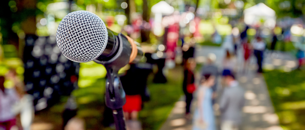 live music community event