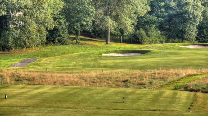 Kahiti golf course Kahiti golf course along tellico lake in east tennessee